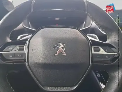 Photo 11 Peugeot 208  1.2 PureTech 130ch S/S GT EAT8 Tpano