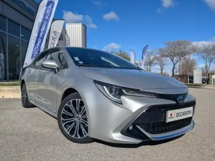 Photo 8 Toyota Corolla  122h Design