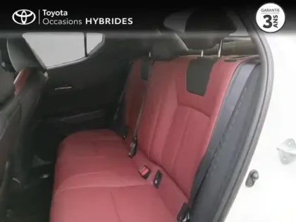 Photo 11 Toyota C-HR  122h Collection 2WD E-CVT RC18