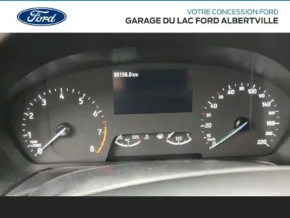 Photo 8 Ford Puma  1.0 Flexifuel 125ch S&S mHEV ST-Line Design 3