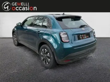 Photo 11 Fiat 600  1.2 Hybrid Turbo 145ch Pop eDCT6 Step 2