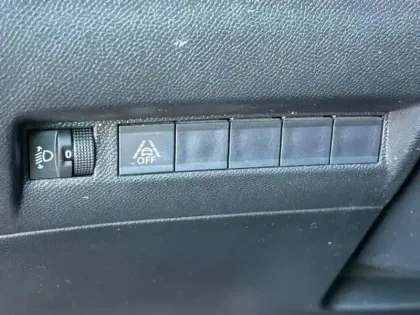 Photo 11 Peugeot 208  1.2 PureTech 100ch S&S Allure Pack EAT8