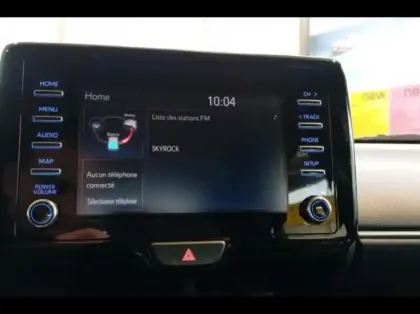 Photo 13 Toyota Yaris  116h France 5p