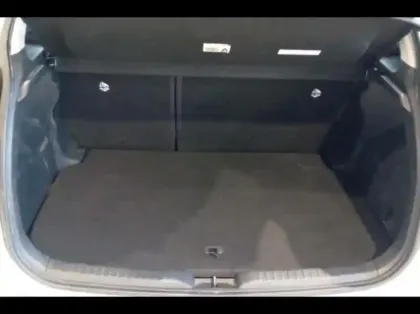 Photo 9 Toyota Yaris  116h France 5p