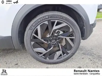 Photo 8 Renault Captur  1.6 E-Tech full hybrid 145ch esprit Alpine