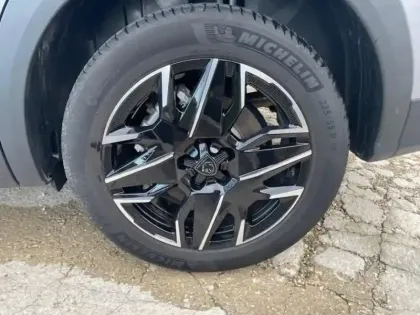 Photo 10 Peugeot 5008  Hybrid 145ch Allure e-DCS6