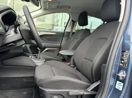 Photo 5 Ford Focus  1.0 EcoBoost mHEV 125ch Titanium X Business