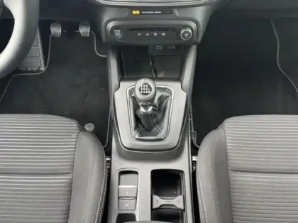 Photo 10 Ford Focus  1.0 EcoBoost mHEV 125ch Titanium X Business