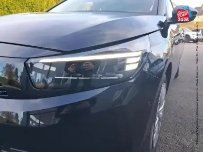 Photo 12 Opel Corsa  1.2 Turbo Hybrid 110ch Edition e-DCT6