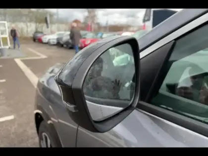 Photo 13 Renault Espace  1.2 E-Tech full hybrid 200ch Techno 5 places - 24