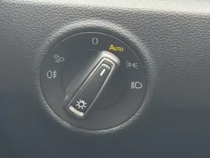 Photo 13 Volkswagen T-roc  2.0 TDI 150ch Style DSG7