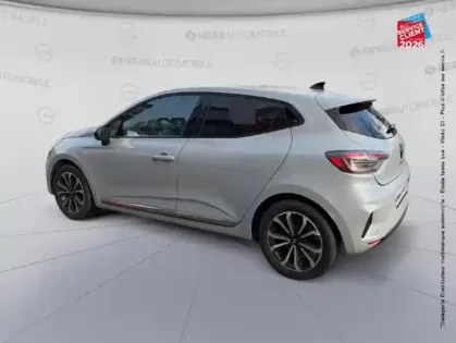 Photo 7 Renault Clio  1.6 E-Tech 145ch full hybrid Techno - 24