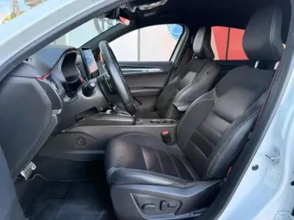 Photo 8 Renault Arkana  1.3 TCe mild hybrid 140ch RS Line EDC -22