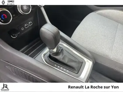 Photo 5 Renault Clio  1.6 E-Tech 145ch full hybrid Evolution - 24