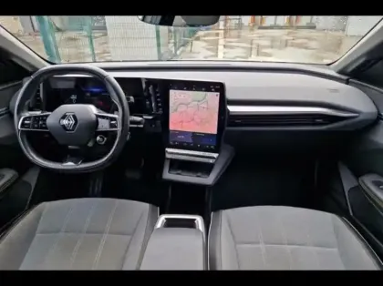 Photo 8 Renault Megane  E-Tech Electric EV60 220ch Techno super charge -C