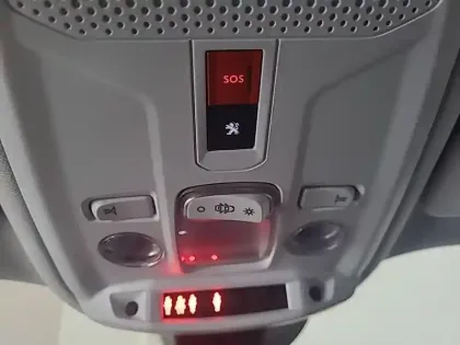 Photo 25 Peugeot 2008 Gén. II Ph1 NG Allure Pack 5