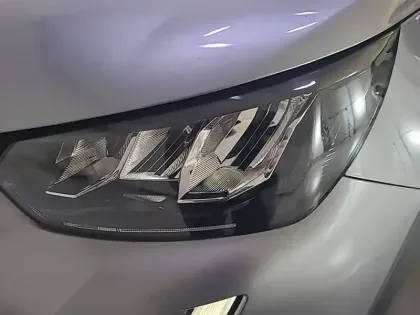 Photo 15 Peugeot 2008 Gén. II Ph1 NG Allure Pack 5