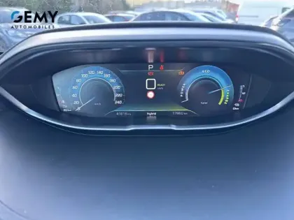 Photo 13 Peugeot 3008  Hybrid 225 e-EAT8