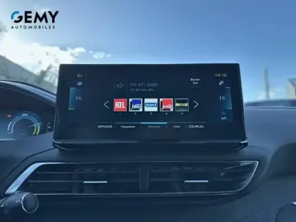 Photo 15 Peugeot 3008  Hybrid 225 e-EAT8