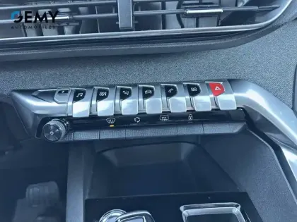 Photo 14 Peugeot 3008  Hybrid 225 e-EAT8