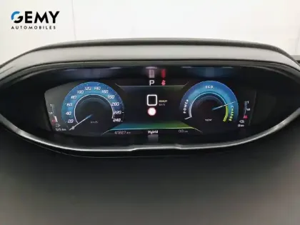 Photo 71 Peugeot 3008  Hybrid 225 e-EAT8