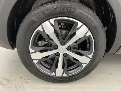 Photo 82 Peugeot 5008  PureTech 130ch S&S EAT8