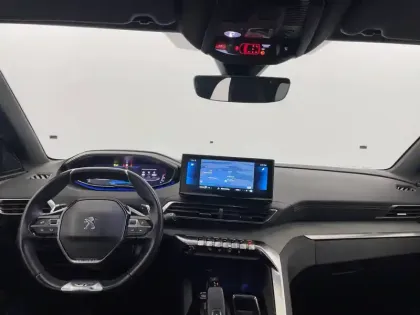 Photo 93 Peugeot 5008  PureTech 130ch S&S EAT8