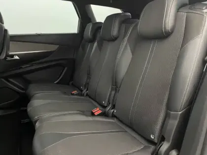 Photo 14 Peugeot 5008  PureTech 130ch S&S EAT8