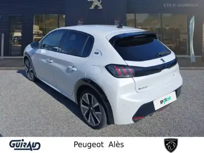 Photo 6 Peugeot 208  Electrique 50 kWh 136ch