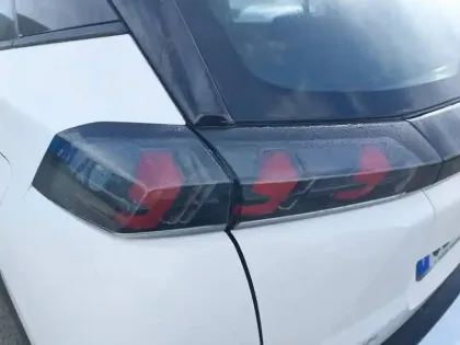 Photo 58 Peugeot 2008  PureTech 100 S&S BVM6