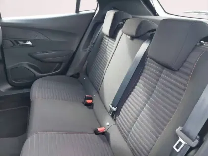 Photo 11 Peugeot 2008  PureTech 100 S&S BVM6