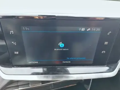 Photo 55 Peugeot 2008  PureTech 100 S&S BVM6