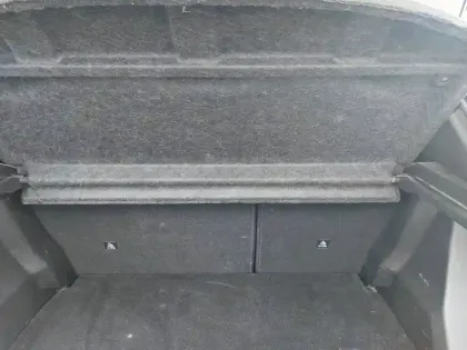 Photo 47 Peugeot 2008  PureTech 100 S&S BVM6