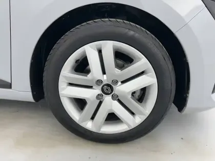 Photo 57 Renault Clio  E-Tech full hybrid 145 ch GSR2