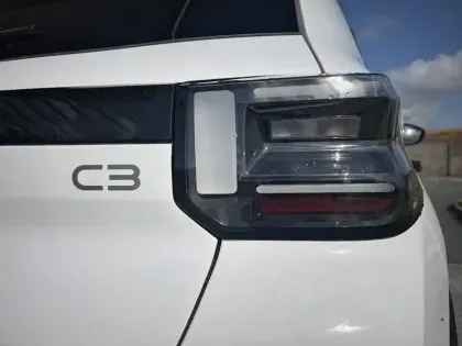 Photo 16 Citroën C3  Hybride 110 ch e-DCS6