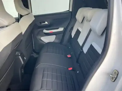 Photo 11 Citroën C3  Hybride 110 ch e-DCS6