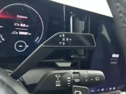 Photo 42 Renault Megane Gén. V (BCB) Ph1 Iconic 5