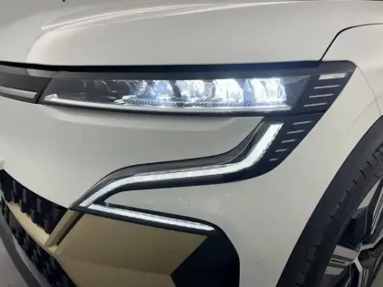 Photo 25 Renault Megane  E-Tech EV60 220 ch super charge