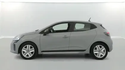 Photo 54 Renault Clio  E-Tech full hybrid 145