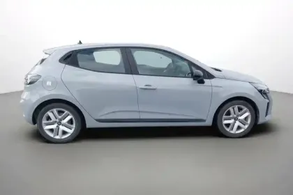 Photo 5 Renault Clio  E-Tech full hybrid 145