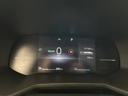 Photo 42 Renault Clio Gén. V (BJA) Ph2 Evolution 5