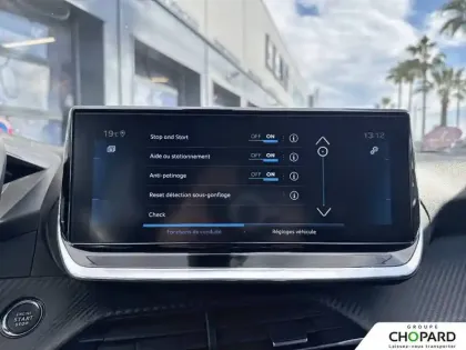 Photo 13 Peugeot 208  PureTech 130 S&S EAT8