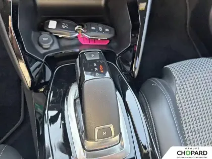 Photo 22 Peugeot 2008  PureTech 130 S&S EAT8