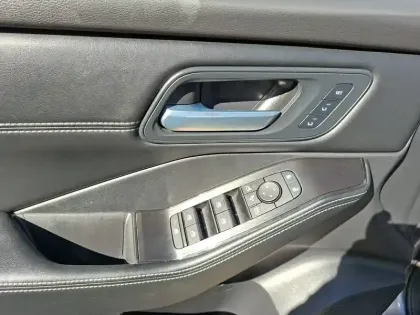 Photo 20 Nissan X-trail  e-POWER 213 ch e-4ORCE 5 Places