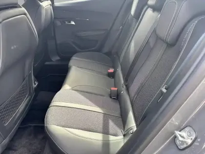 Photo 11 Peugeot 2008  BlueHDi 130 S&S EAT8