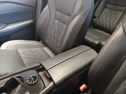 Photo 188 Nissan X-trail  e-POWER 213 ch e-4ORCE 5 Places