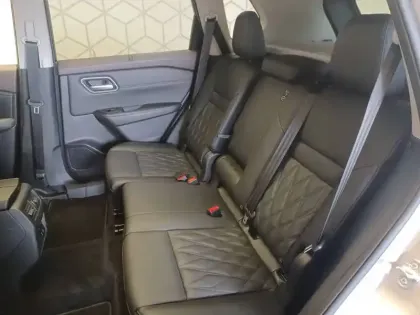 Photo 17 Nissan X-trail  e-POWER 213 ch e-4ORCE 5 Places