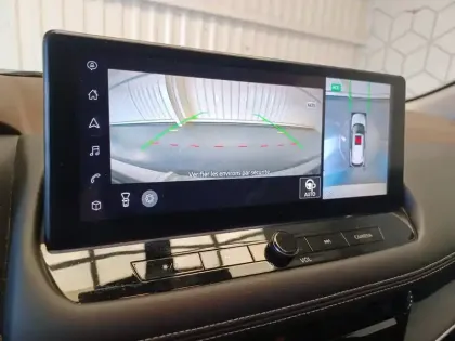 Photo 40 Nissan X-trail  e-POWER 213 ch e-4ORCE 5 Places