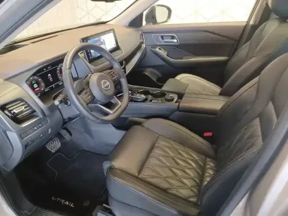 Photo 75 Nissan X-trail  e-POWER 213 ch e-4ORCE 5 Places