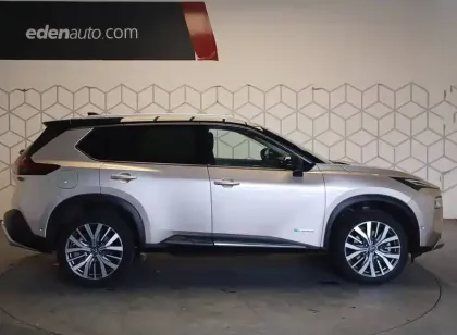 Photo 137 Nissan X-trail  e-POWER 213 ch e-4ORCE 5 Places